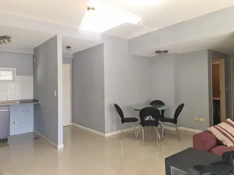 Departamento en Alquiler en Constitución, $ 750.000