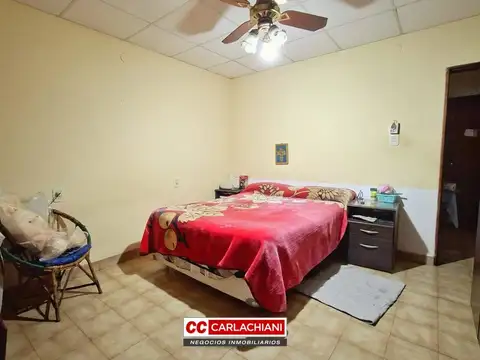 Casa 4 ambientes con 1 baño