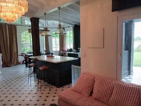 Casa en Alquiler al Noreste