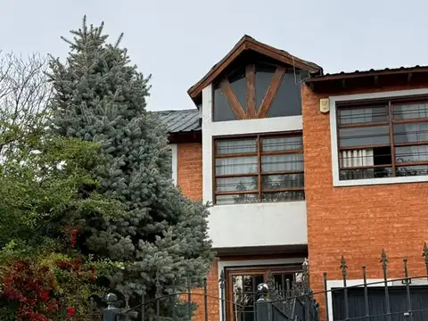 DUPLEX EN VENTA 3 DORMITORIOS, SANTA GENOVEVA
