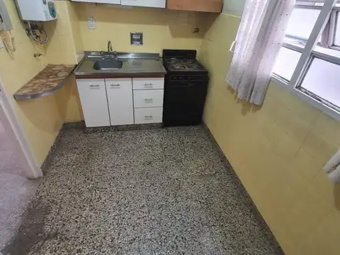 Departamento en Alquiler en Haedo, $ 550.000