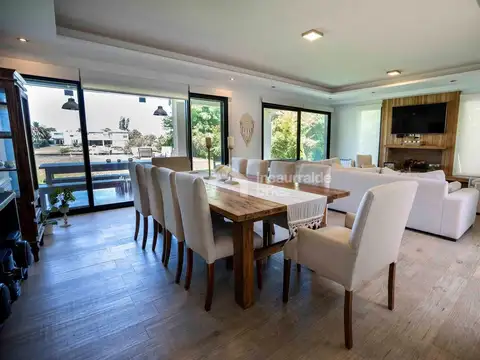 Casa en Venta de 4 dormitorios