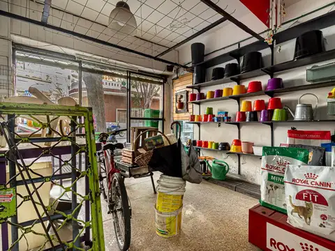 Local en Alquiler en Parque Chas, $ 1.100.000