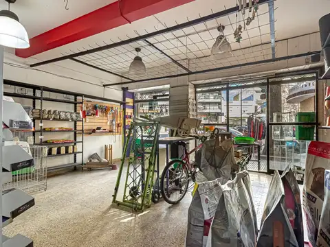 Local en Alquiler 50 años