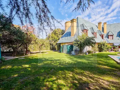 Casa en Venta de 5 dormitorios