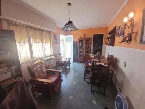 Depto Tipo Casa en Venta de 2 ambientes