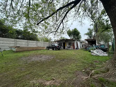 VENTA / PERMUTA – Terreno con casa de 2 dormitorios y pileta