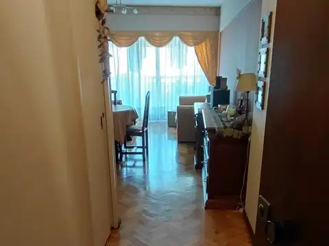 Departamento en Venta en Parque Chacabuco, USD 110.000
