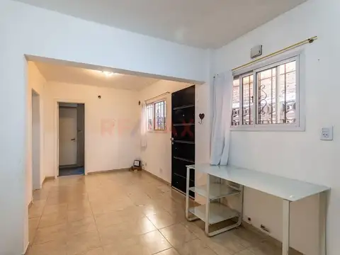 Depto Tipo Casa en Alquiler en Lomas De Zamora, $ 550.000