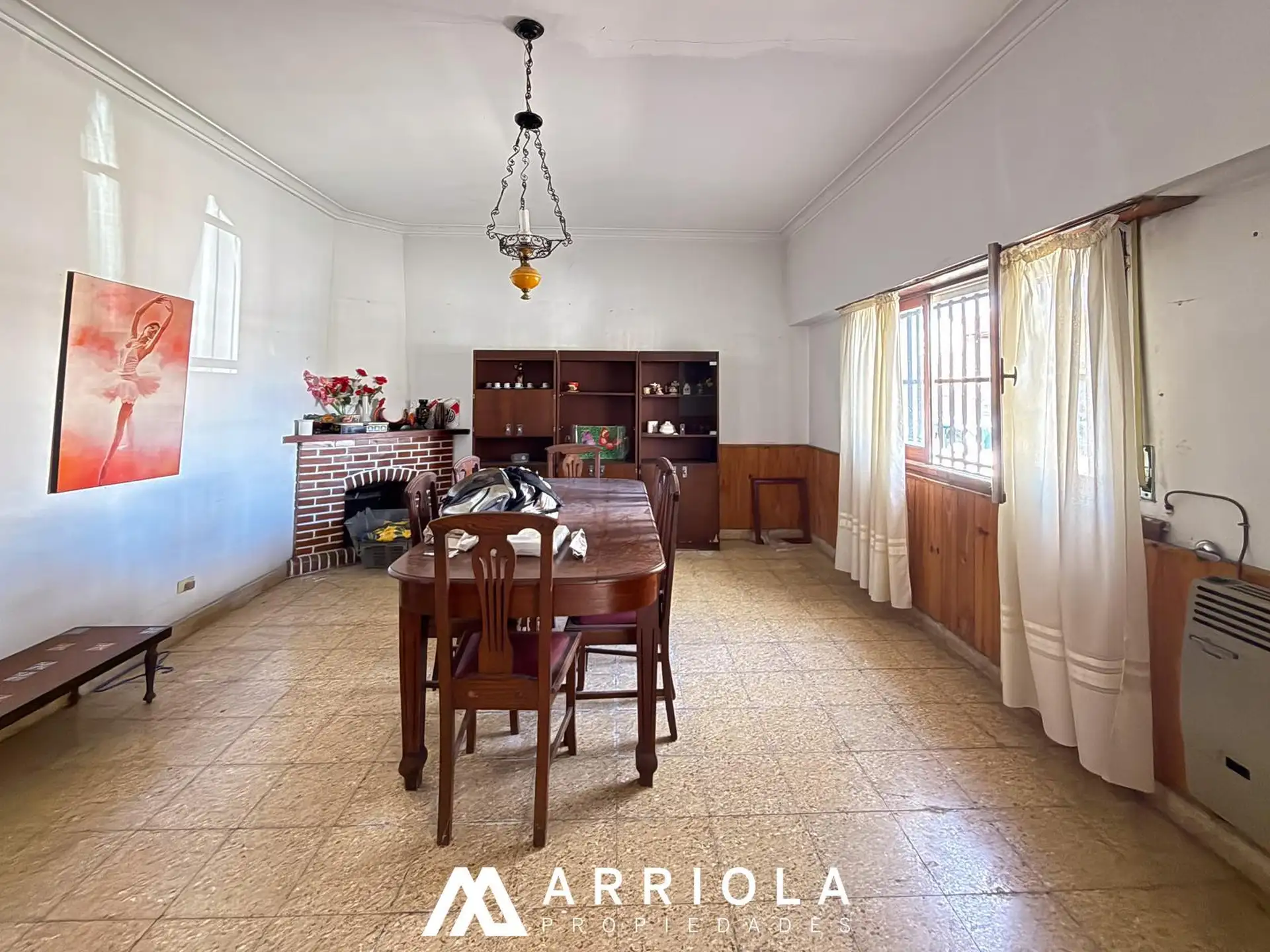 Casa de 3 ambientes con departamento de 2 ambiente. BLOCK
