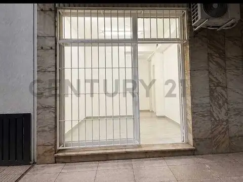 Espinosa 100, Piso 0