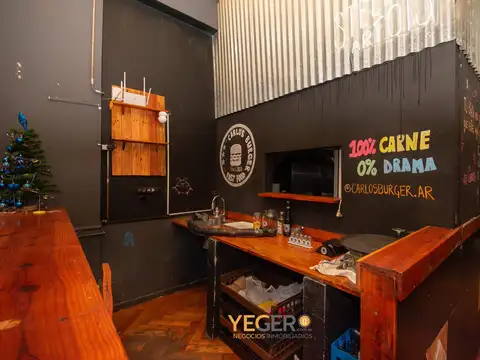 Espectacular Local gastronómico con instalaciones incluidos