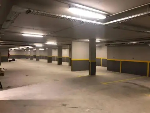 Venta Cochera Seguridad 24 hrs