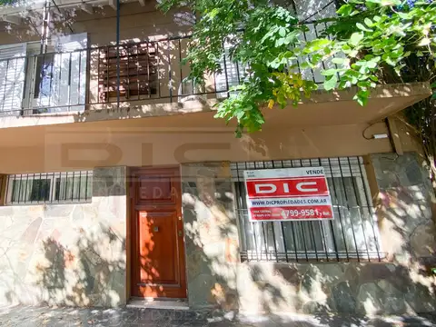 Casa 4 dormitorios Venta - Olivos