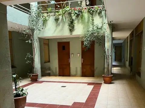 Sol de Mayo 500, Piso 3