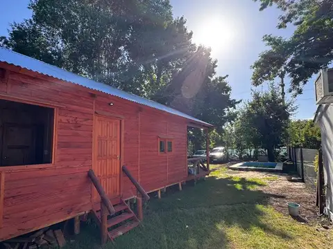 Casa en Alquiler con 2 cocheras