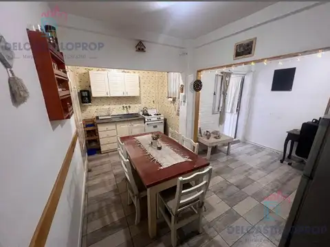 Depto Tipo Casa 2 ambientes con 1 baño