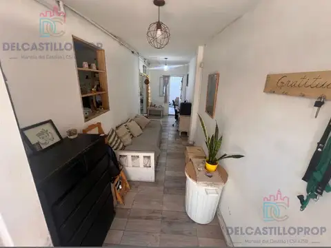 Depto Tipo Casa en Venta de 2 ambientes