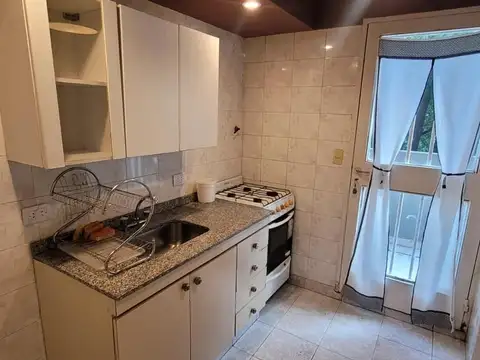 MILLER 2515 - V. URQUIZA - 2 AMB. AL FTE. C/BCÓN Y PATIO!