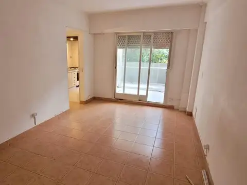 Miller 2500, Piso 1°