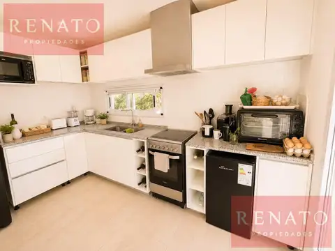 Casa 5 ambientes con 3 baños