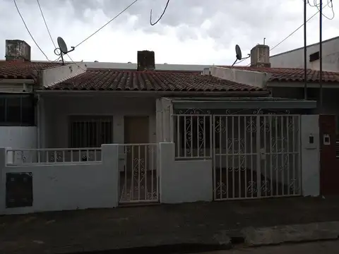 Casa - alquiler - argentina, santa fe - pje. irala 2900