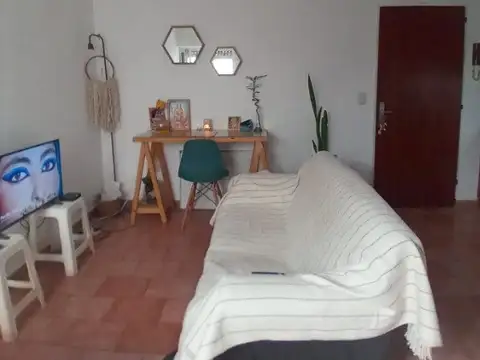 Depto Tipo Casa en Venta de 2 ambientes