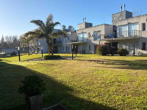 Venta departamento 2 amb. cocina indep y parrilla