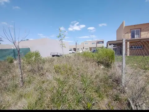 Terreno en Venta en Barrio Exaltación, USD 27.000