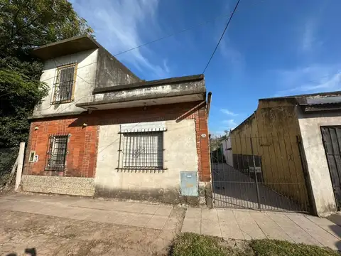 Marcelo T Alvear 100