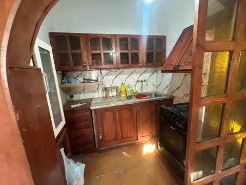 Marcelo T Alvear 100