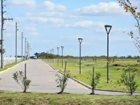 EXCELENTE LOTE CON FONDO A LA LAGUNA DE 863M2 SANTA CLARA CORREDOR CANNING SAN VICENTE