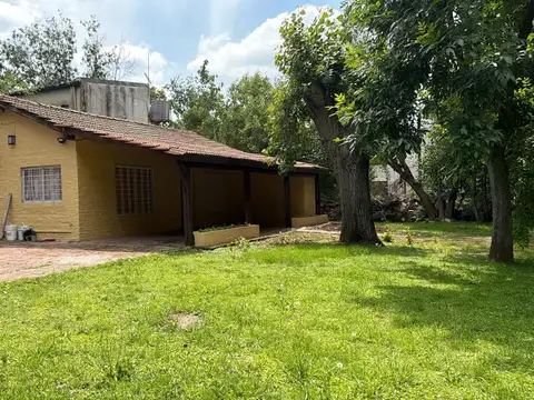 Casa en venta en Lujan