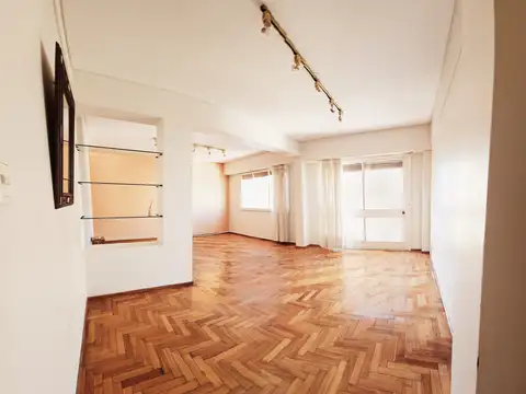 Zabala 2400, Piso 11