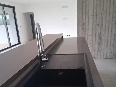 Casa en Alquiler de 3 dormitorios