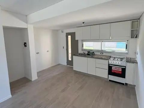 Venta Dúplex 3 Ambientes Con Jardín - Dos Cedros