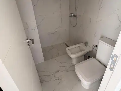 Departamento en Venta en Arguello, USD 163.500