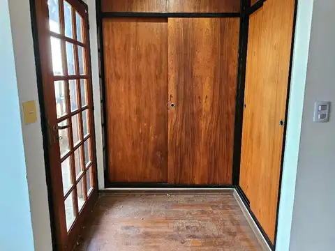 SAN MARTIN: DUPLEX AL FRENTE 4 AMB, PLAYRROM, TERRAZA, PATIO