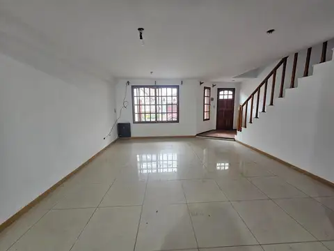Casa en Venta en General San Martin, USD 160.000
