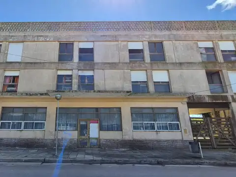 Almirante Brown e/ Francisco de las Carreras y Lebensohn