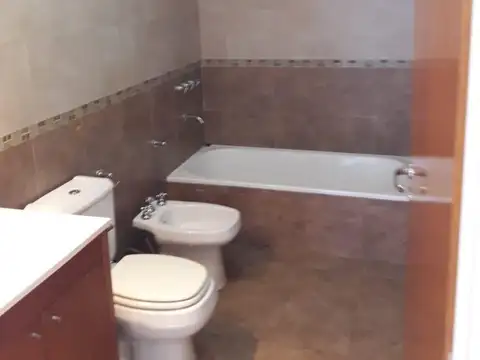 Depto Tipo Casa en Alquiler al Norte