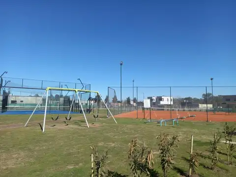 Terreno en Venta en Pilar del Este - Santa Lucia, USD 26.000
