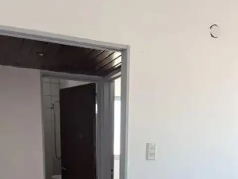 La Rioja 100 , Piso 15