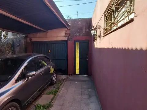 Depto Tipo Casa en Venta con 2 cocheras