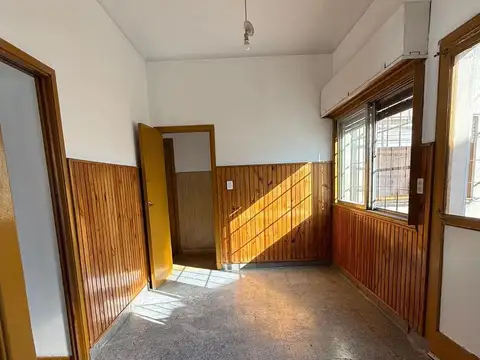 Dirección Santa Fe  al 6700 Piso 1