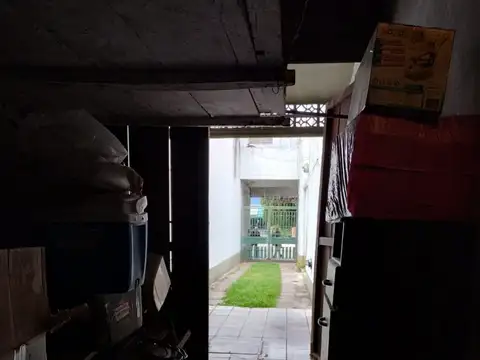 LOTE EN VENTA con 3 PH a REFACCIONAR BERNAL CENTRO