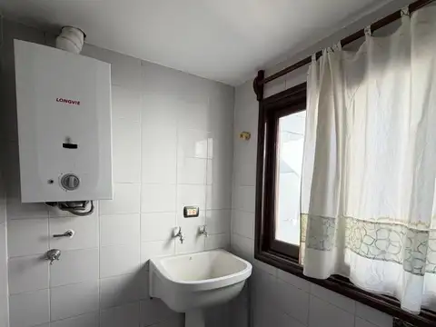 Departamento 5 ambientes con 2 baños
