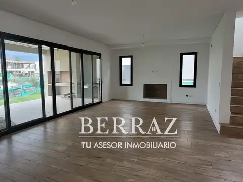 Casa en Venta en Laguna Grande, USD 560.000