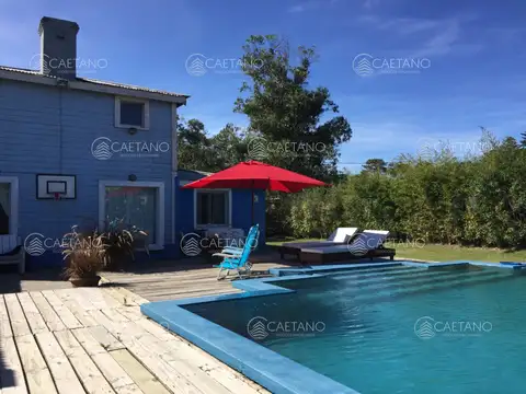 Casa en Venta en La Barra, USD 385.000