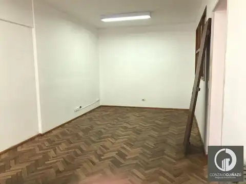 Oficina en Venta al Este